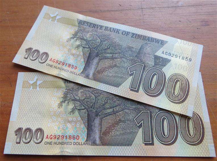 2 x Consecutive Reserve Bank of Zimbabwe - $100 Dollars - Harare 2020