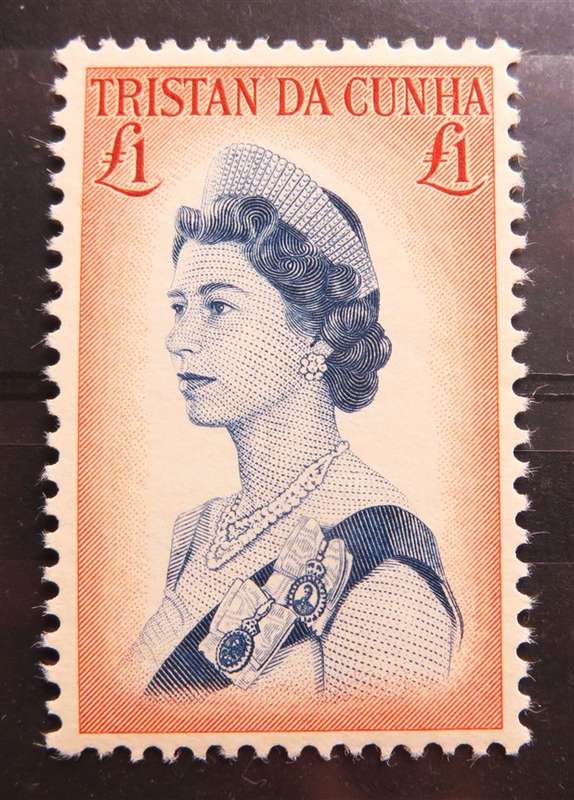 Tristan da Cunha - 1967 QEII 1 Pound