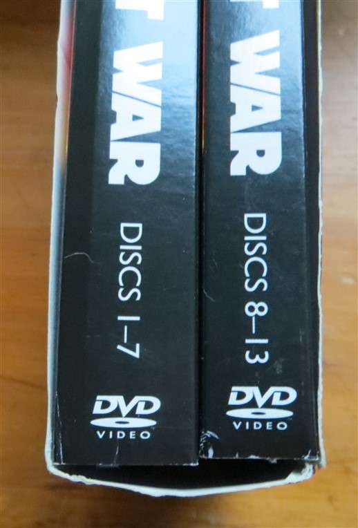 The World at War - 13 x DVD Disc Box Set - Sir Laurence Olivier