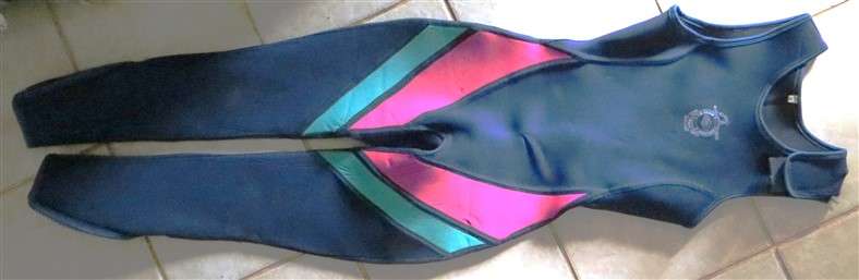 Ladies (M) Wetsuit - Longs with Vest top