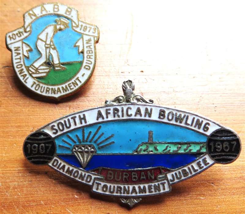2 x National SA Bowls Badges