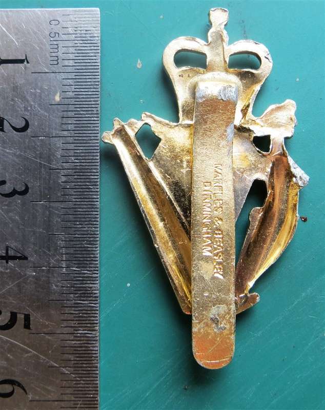 Royal Irish Ulster Rifles Cap Badge