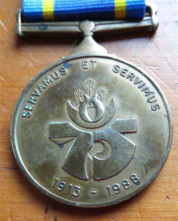 (1913-1988) SAP Medal Named to: GC Davidtz- SAP 75th Anniversary