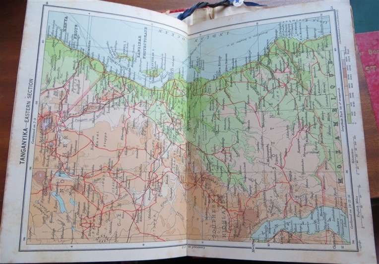 1958 + 1959 The Castle Union Line - Guide to East Africa & Rhodesia with Original Maps