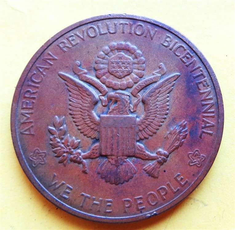 1976 American Revolution BiCentennial Medallion