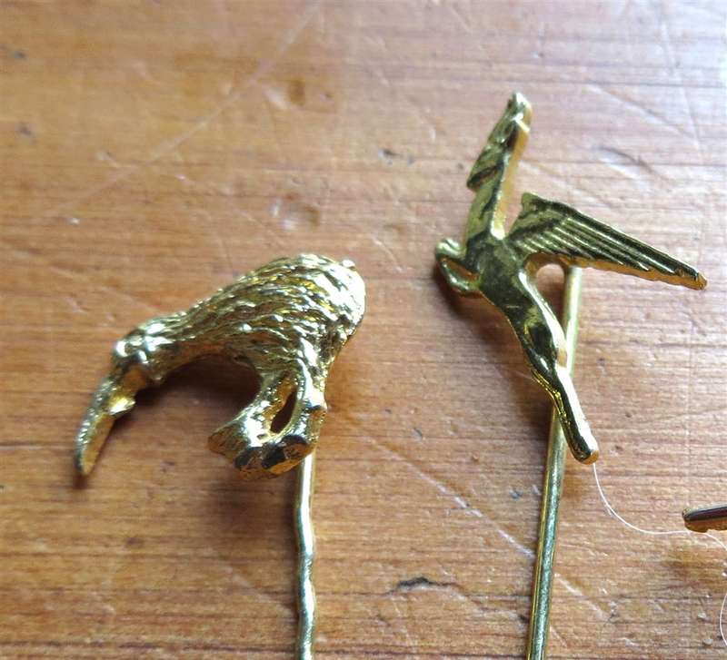 Vintage SA Badge Lot