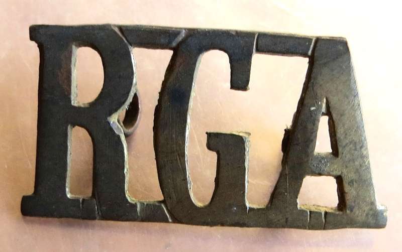 RGA Shoulder Title Badge - WW1 Royal Garrison Artillery
