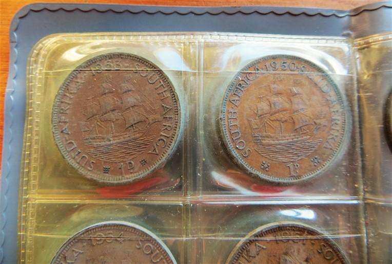 Pennies Album - 16 of 32 pockets with SA Pennies Collection - 1 Bid for All