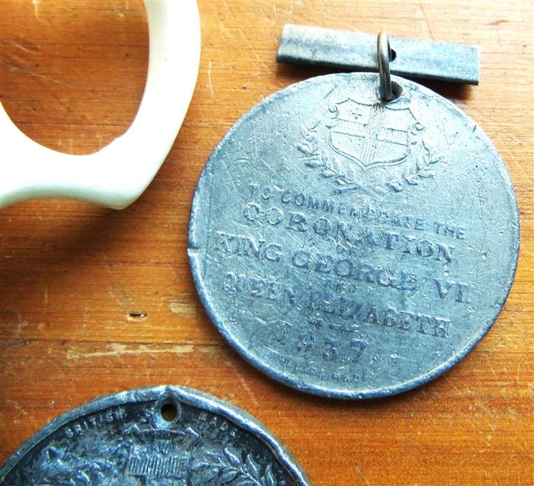 1936-37 Empire Exhibition Mug + 2 x 1937 Medallions - All for 1 Bid