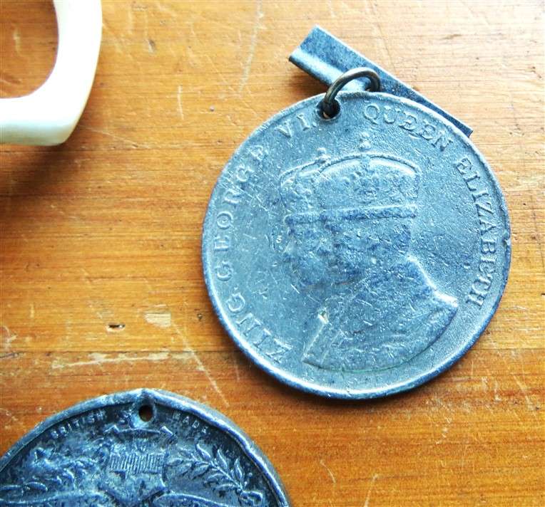 1936-37 Empire Exhibition Mug + 2 x 1937 Medallions - All for 1 Bid