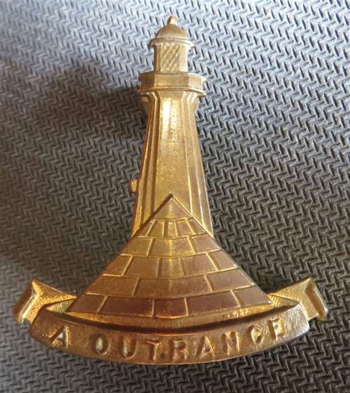 Algoa Bay Regiment Cap Badge - all intact