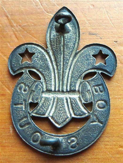 Large Vintage Boy Scout Cap Badge