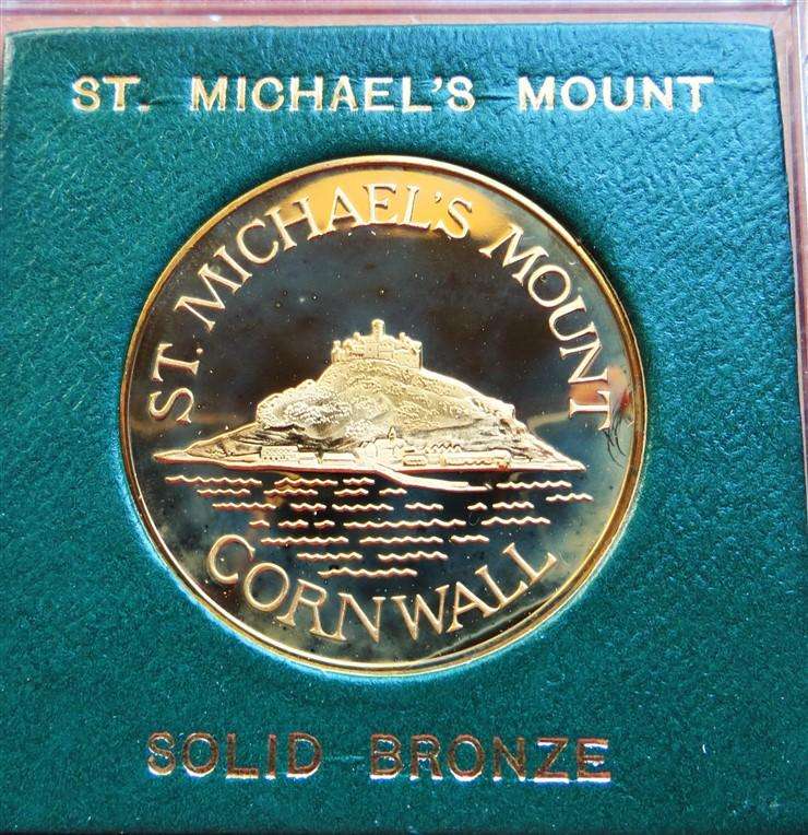 St Michaels Mount - Cornwall - The National Trust Medallion  in Capsule