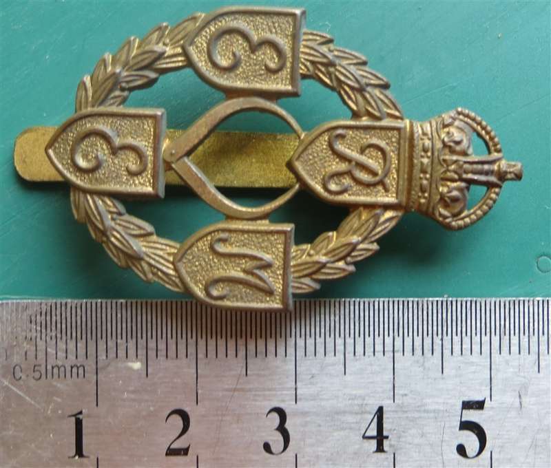 WW2 Royal Electrical & Mechanical Engineers Badge