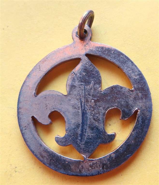 Scouts Pendant +-30mm