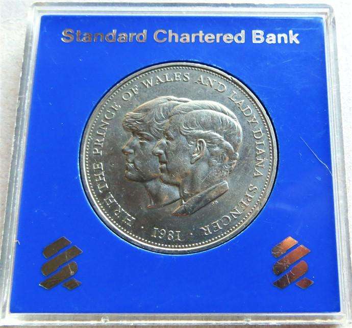 1981 Prince & Lady Di Wedding Crown in presentation Box - Standard Chartered Bank