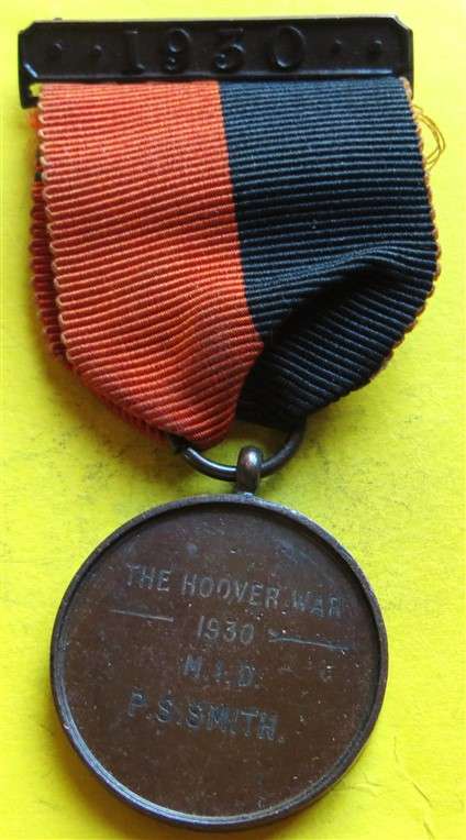 1930 The Hoover War Medal - M.I.D P.S Smith