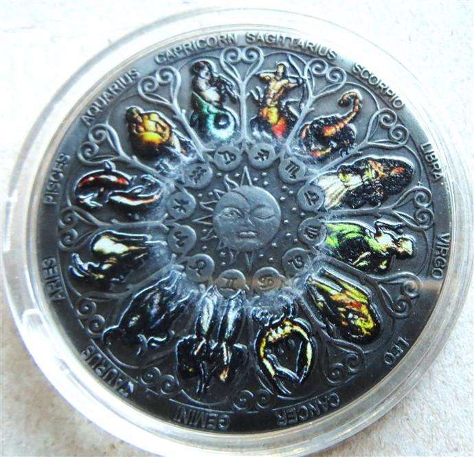 The Horoscope Colourized Crown Size Medallion in Capsule