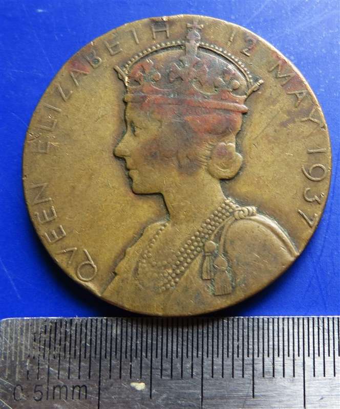 1937 KGVI & Queen Elizabeth 12 May 1937 Coronation medallion