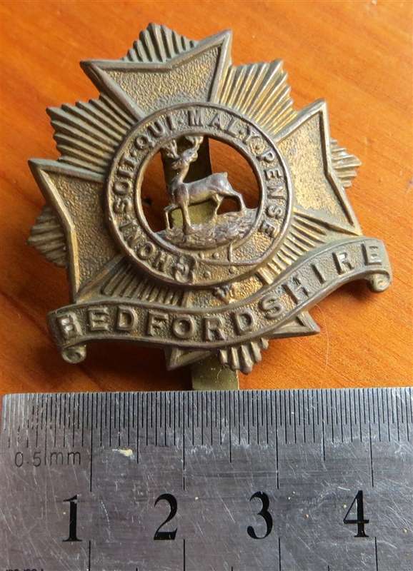 Bedfordshire Slide Cap Badge