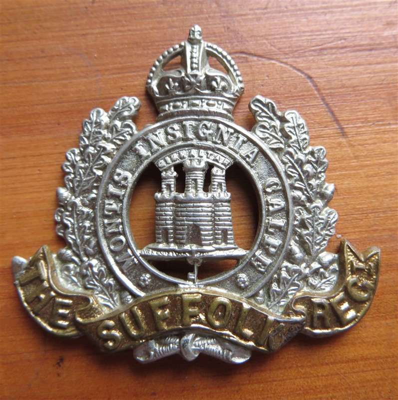 The Suffolk Regiment Cap Badge No Lugs