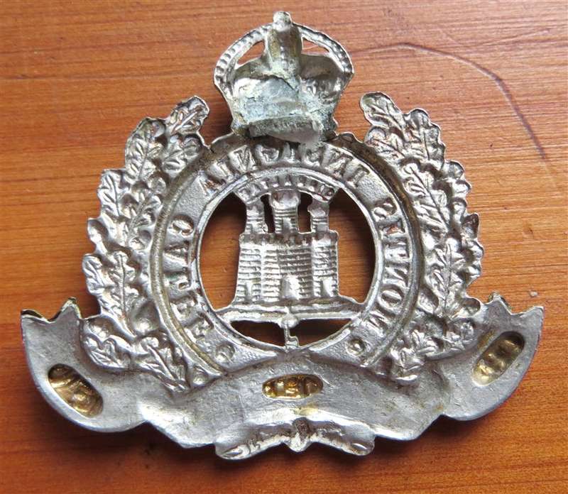 The Suffolk Regiment Cap Badge No Lugs