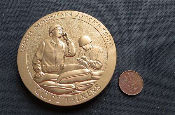 USA 2008 251.8gr Large Code Talkers White Mountain Apache Tribe Medallion WW2 Commemorative