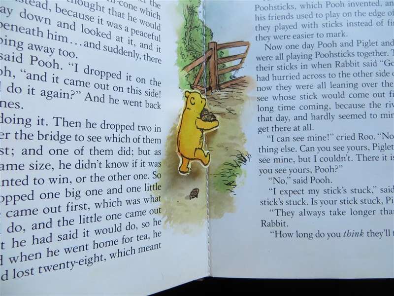 Pooh invents a new Game - A.A Milne POP UP Book