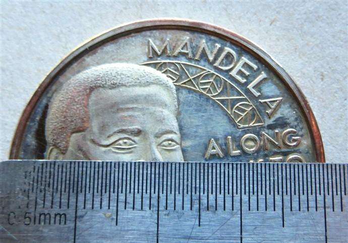 Nelson Mandela - Long Walk/Robben Island Medallion +-39mm