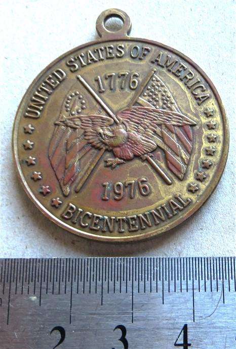 1776 - 1976 USA Declaration of Independence Medallion - 200 Years