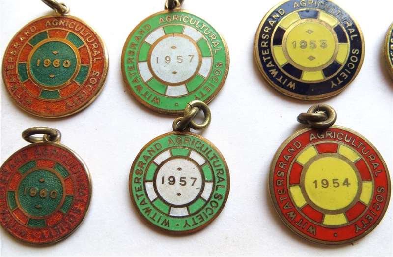 9 x Witwatersrand Agricultural Medallions - Bid per Medallion