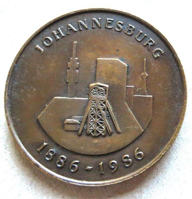 1886 - 1986 100 Years Johannesburg Medallion - crown Size