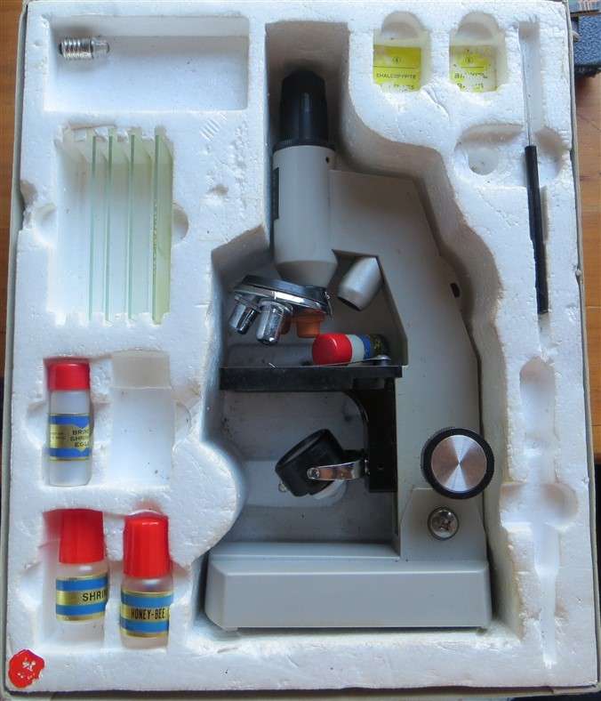 Vintage Versatile Microscope Set in Box - Untested - Sold As Is