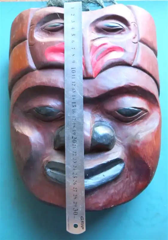 Hawaii / Pacific Islanders Carved Coloured Wood Mask +-300mm x 190mm