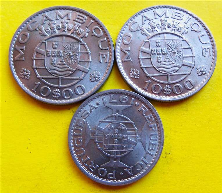 3 x Mozambique Republica Portuguesa Coins - Condition