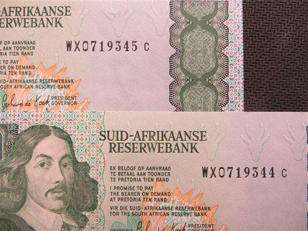 2 x  SA GPC De Kock Replacement R10 (WX) Notes in Sequence - Bid Per Note