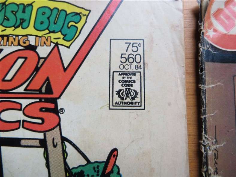 DC Comics  - Superman Comics #404 & Action #560