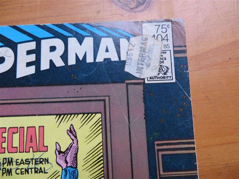 DC Comics  - Superman Comics #404 & Action #560