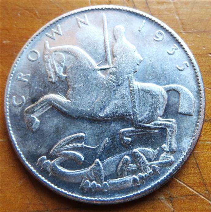 Replica 1935 GB Crown