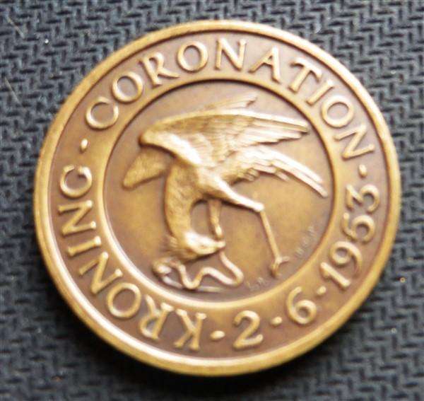 1953 Secunda Coronation medallion