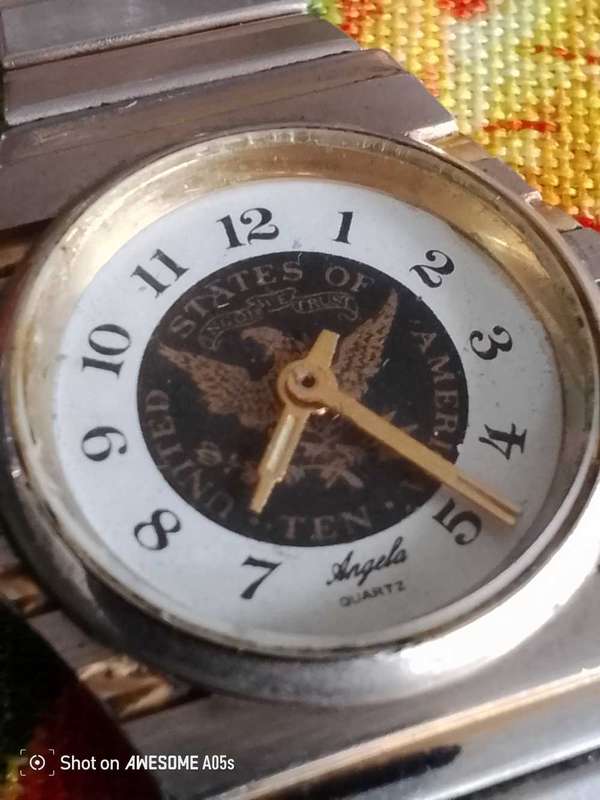 Angela America dial quartz