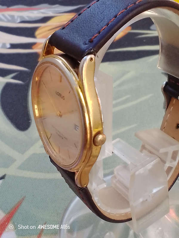 Lorus quartz with date