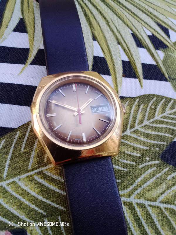 Elgin Electronic rare with date and day