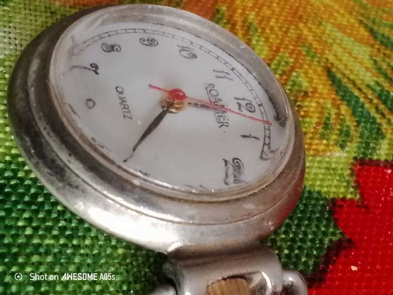 Roamer quartz fob