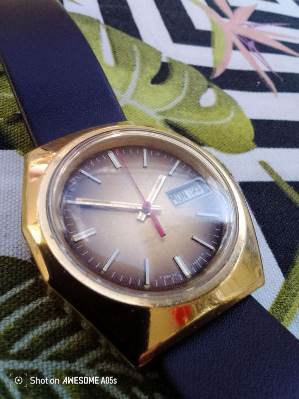 Elgin Electronic rare with date and day