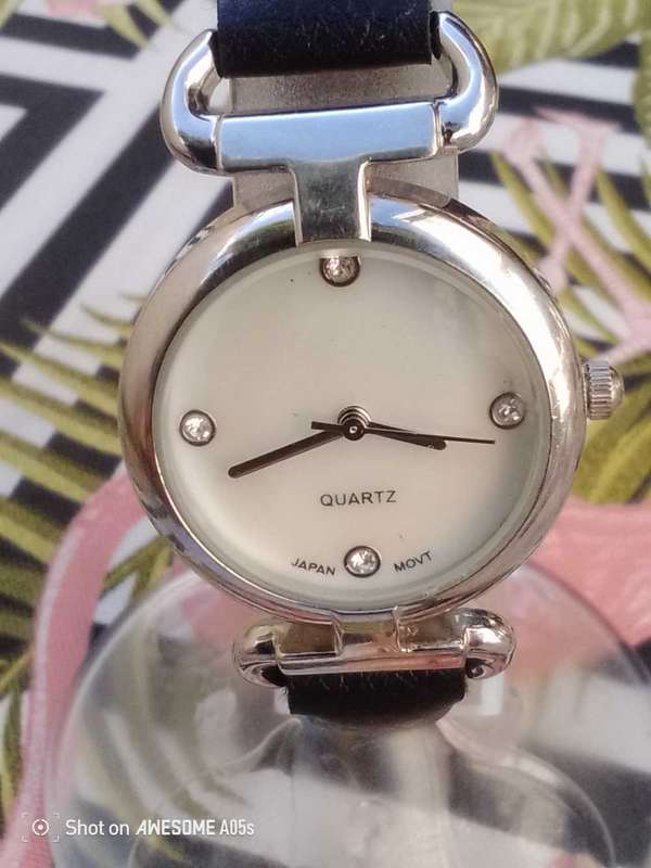 Gucci quartz female