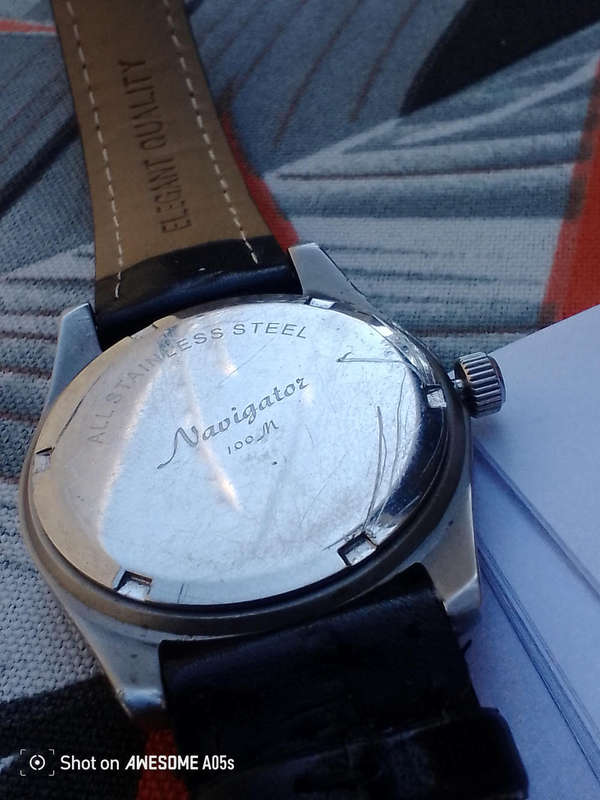 Hallmark Navigator quartz