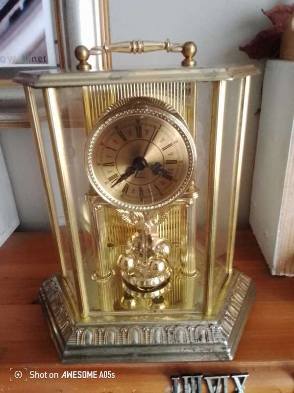 Steieger clock  (rotation)