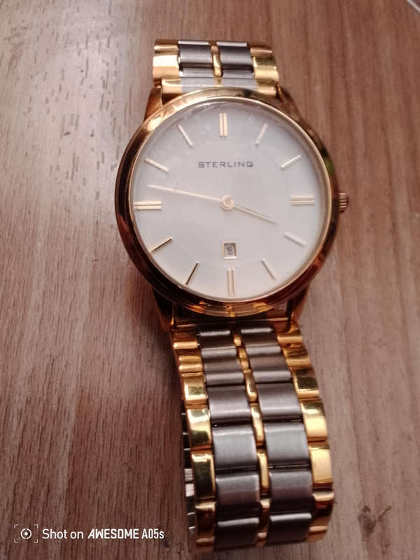 Sterling quartz with date