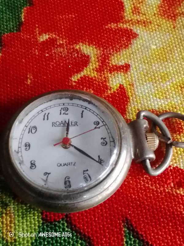 Roamer quartz fob